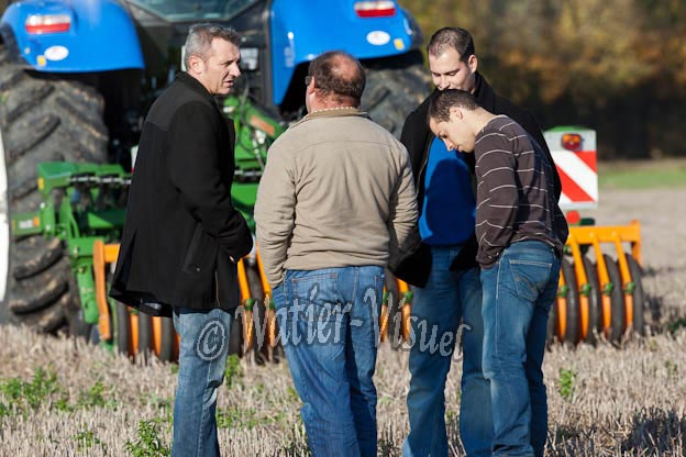 1018D103