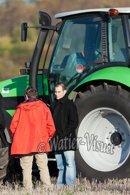 1018D156