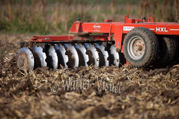 0927D950
