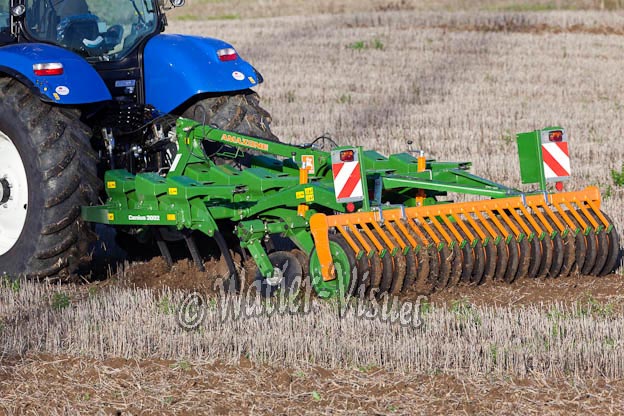 1018D255