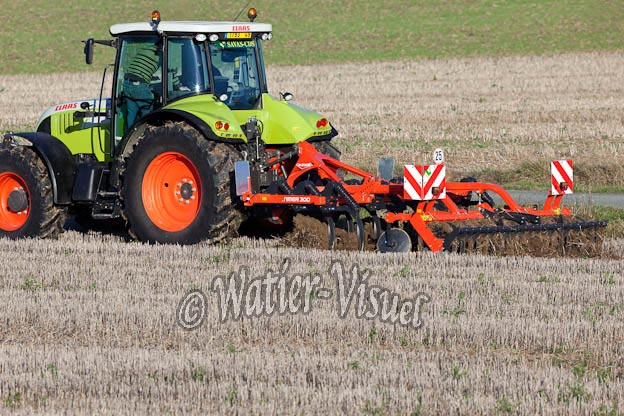 1018D320