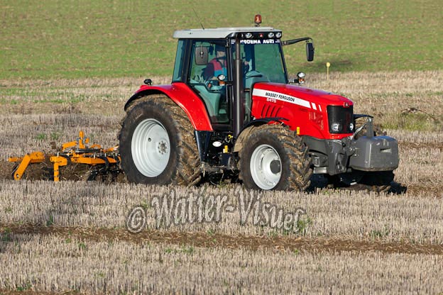 1018D323