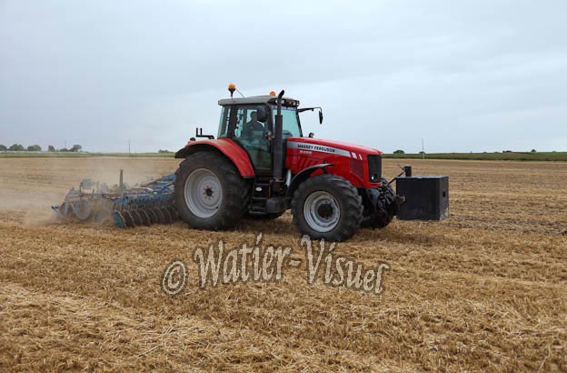 1018D425