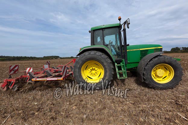 1020D158
