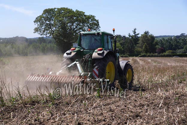 1034D750
