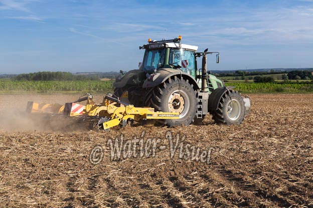 1035D600