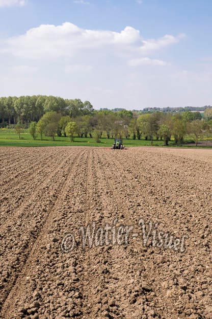 1058D014