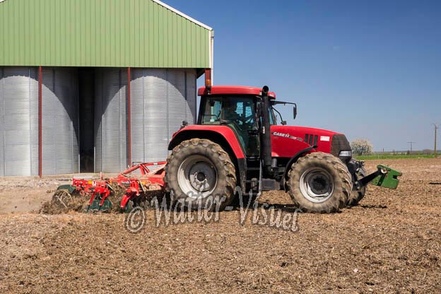 1058D490