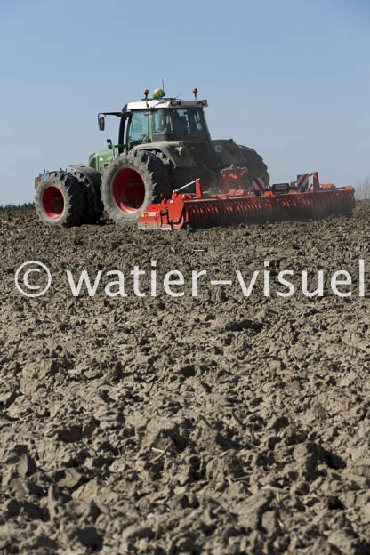 1083D799