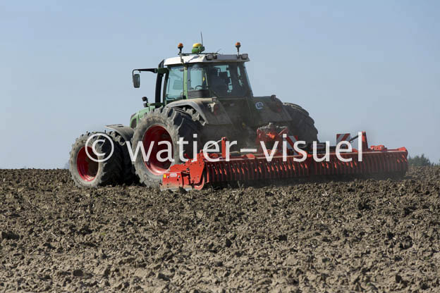 1083D801