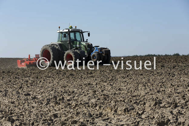 1083D806
