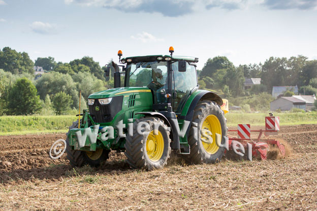 1101D490