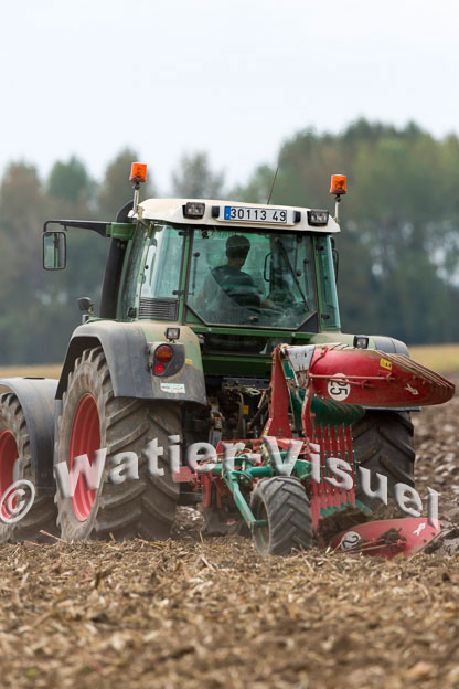 1101D550