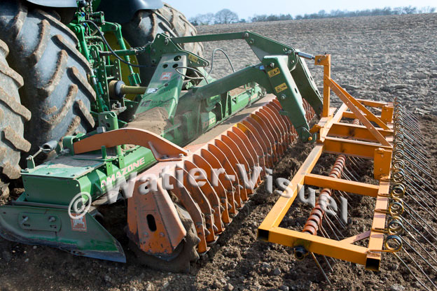 1110D844