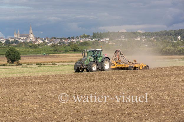 1125D550