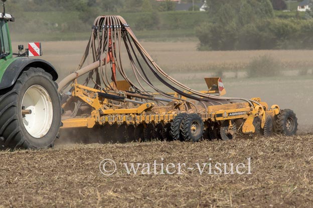 1125D575