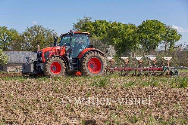 1140D103