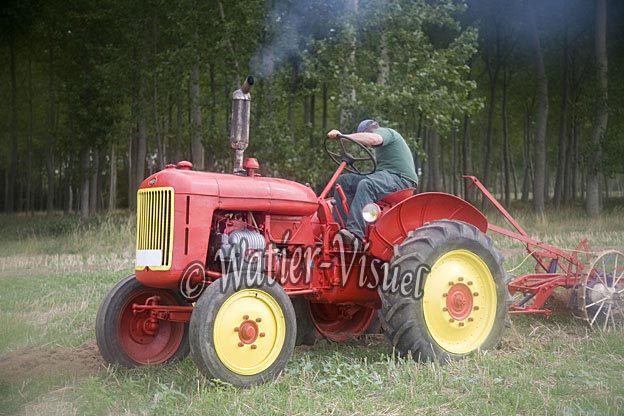 0676D273