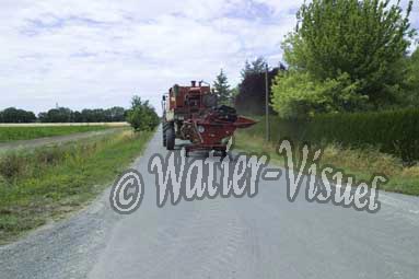 0539D258