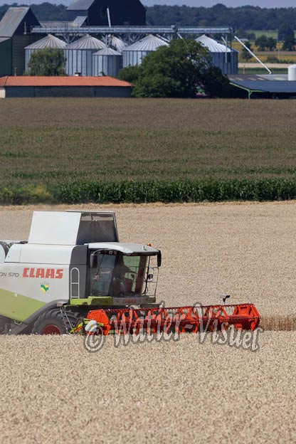 0995D550