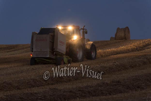 1036D537