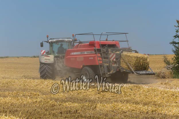 1036D940
