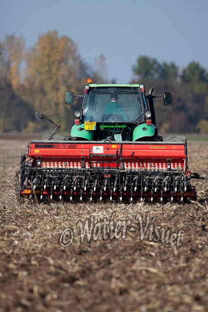 0927D600