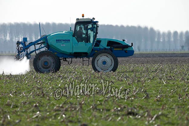 0941D742