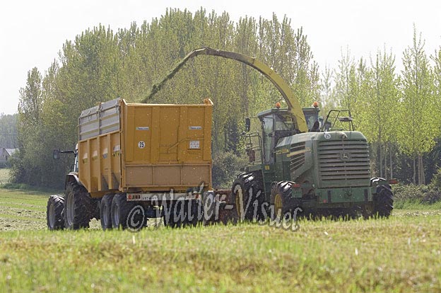 0671D253