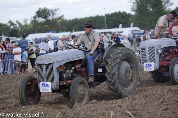 0962D100