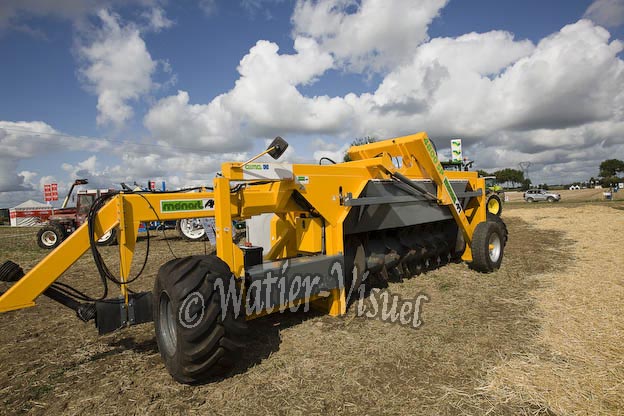 0863D381
