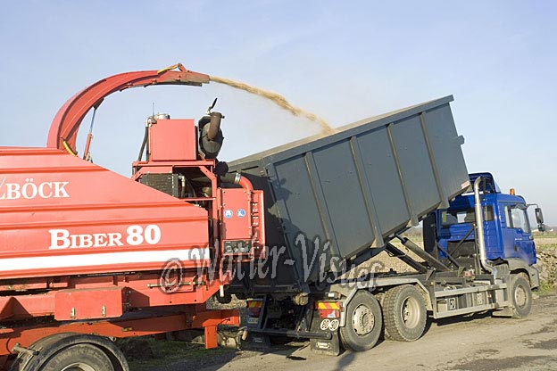 0716D047