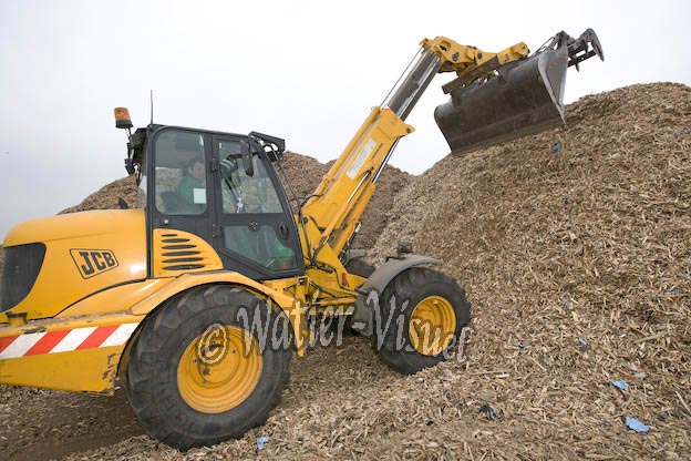 0818D073