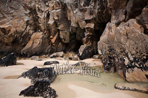 0937D533